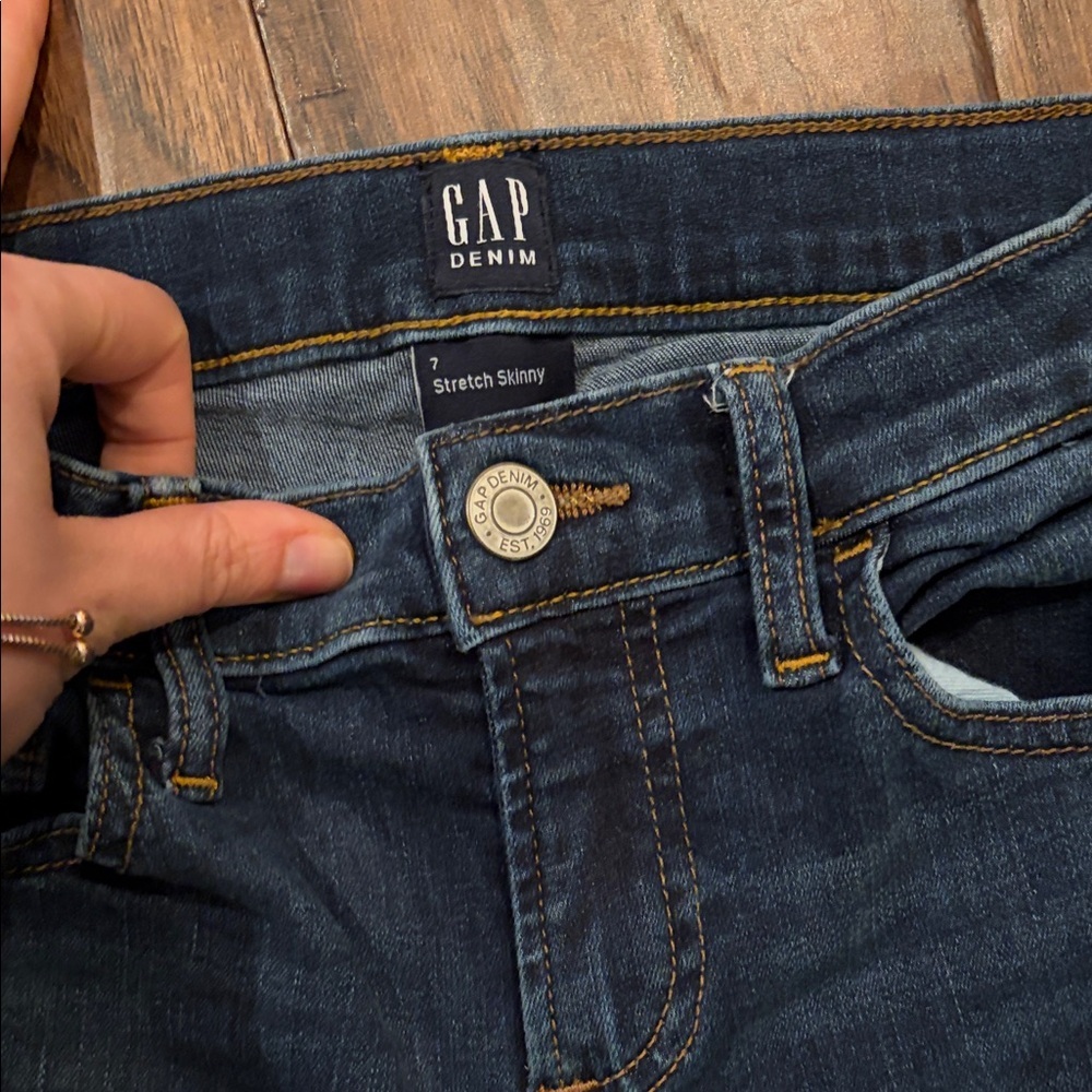 GAP Kids Dark Blue Stretch Skinny Jeans— Size 7 - Picture 2 of 4